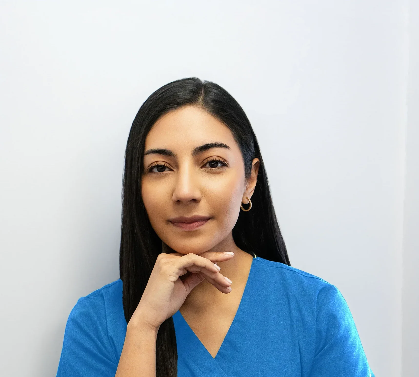 Yasmina Khan